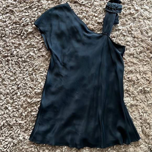 Seventy Two Changes Black Silk Top Size 6 - Picture 4 of 4